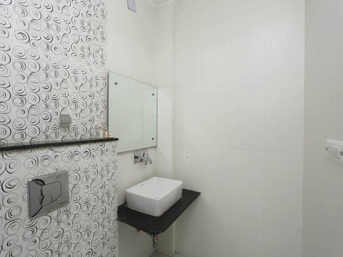 Bilberry Hotel Rewāri エクステリア 写真